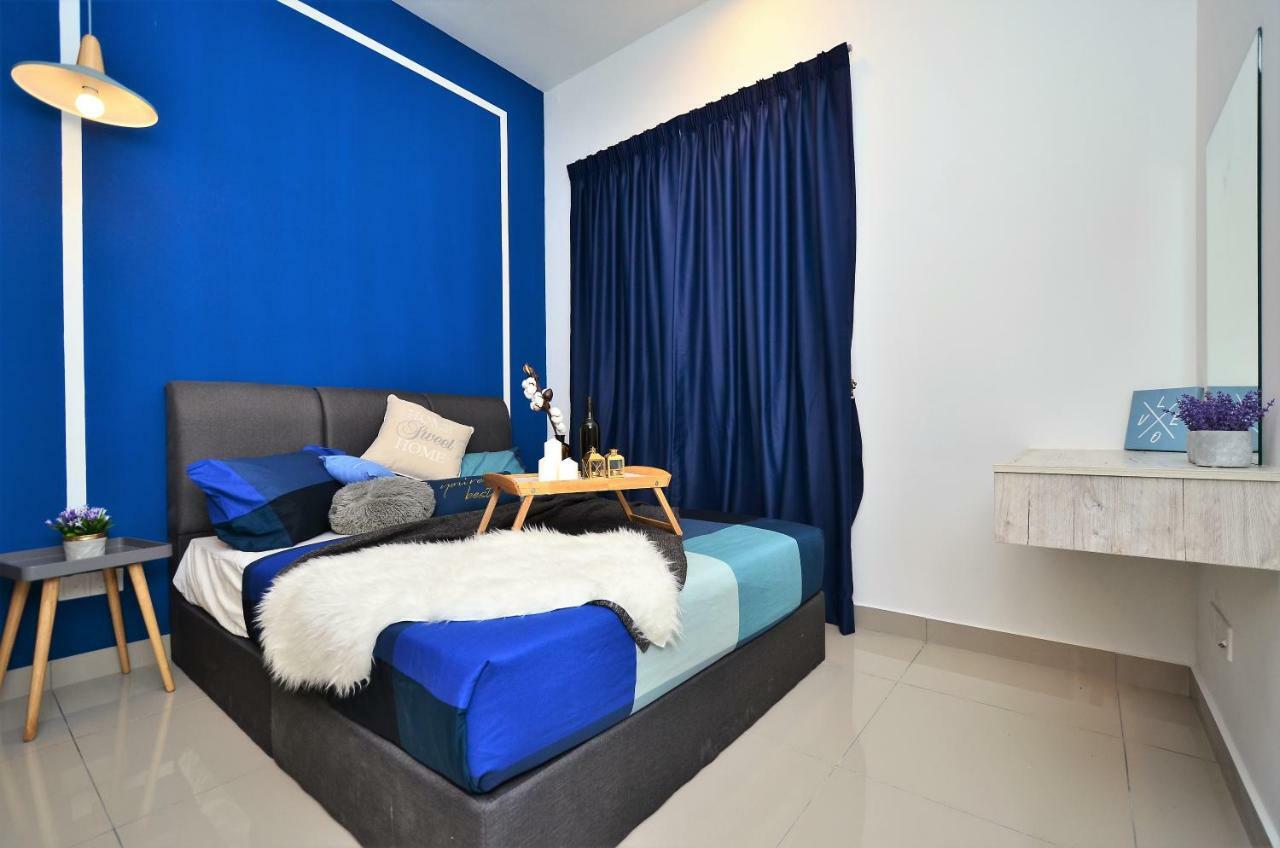 New Kl Pj @ 5min To Midvalley/sunway 6-8pax Homestay Kuala Lumpur
