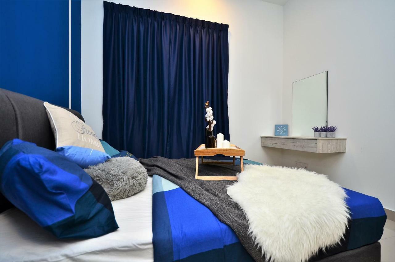 Homestay New Kl Pj @ 5min To Midvalley/sunway 6-8pax Kuala Lumpur